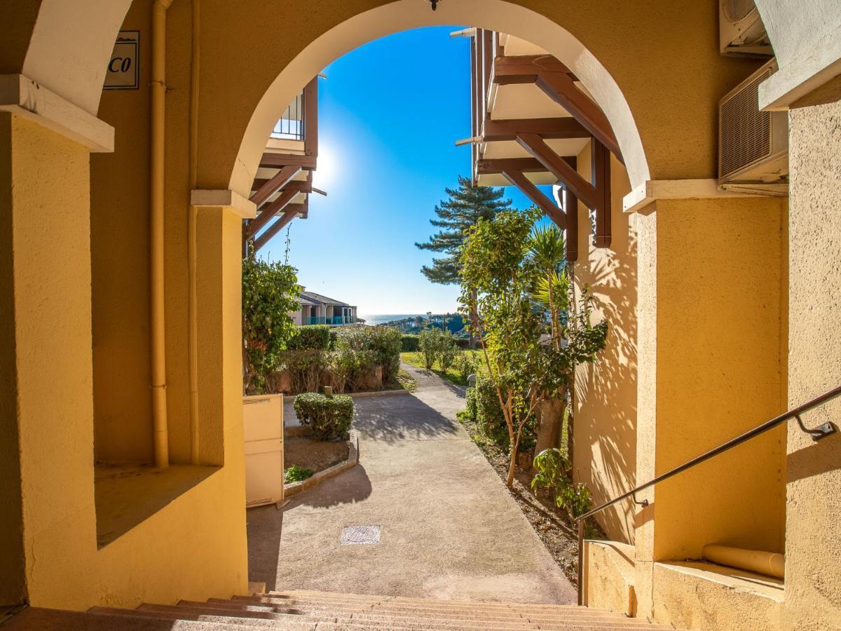 Apartment Village Cap Esterel - L'Esquinade-97 By Interhome Saint-Raphaël 外观 照片